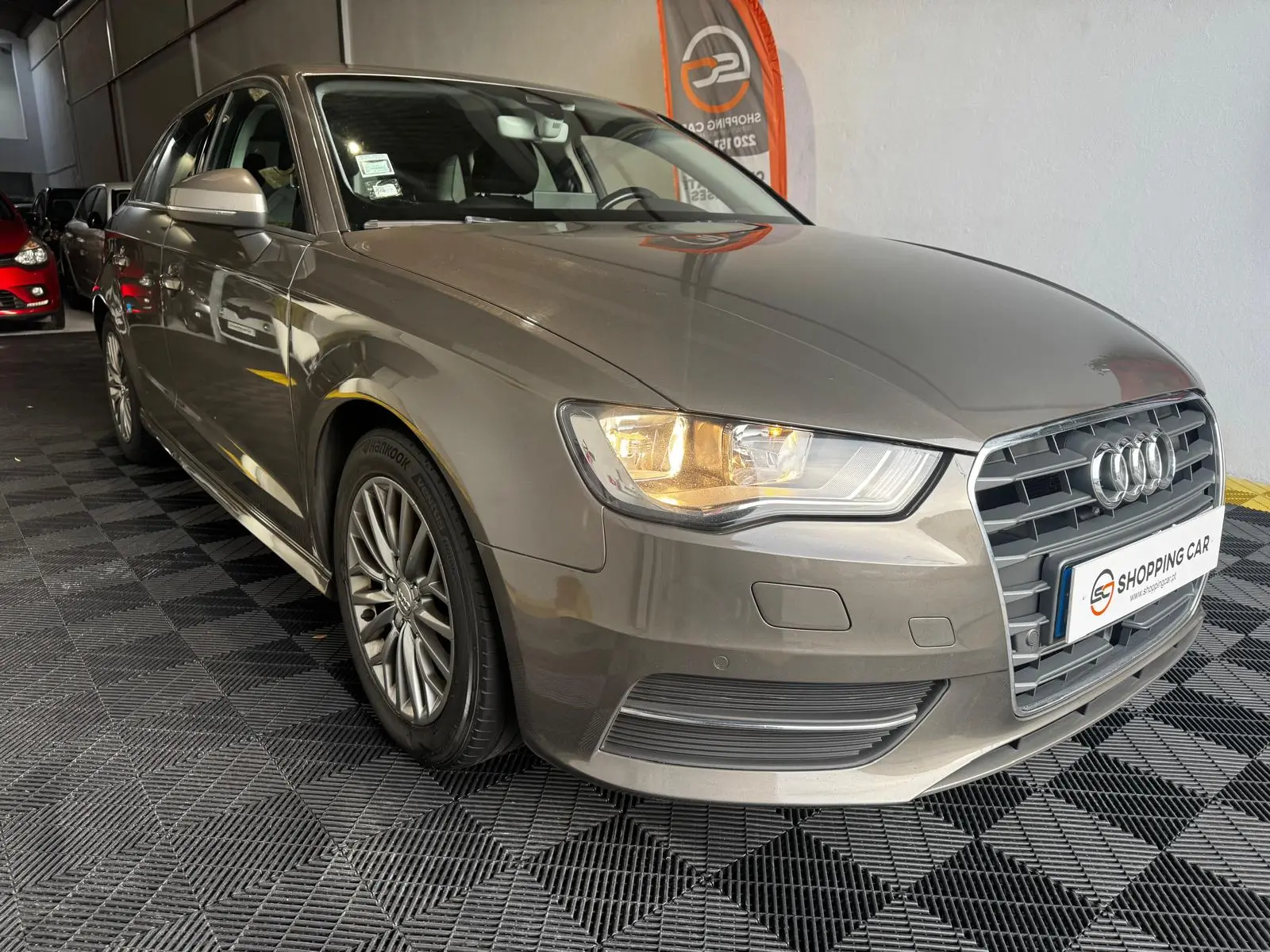 Audi A3 1.6 TDI DPF S line Sport Pack 6