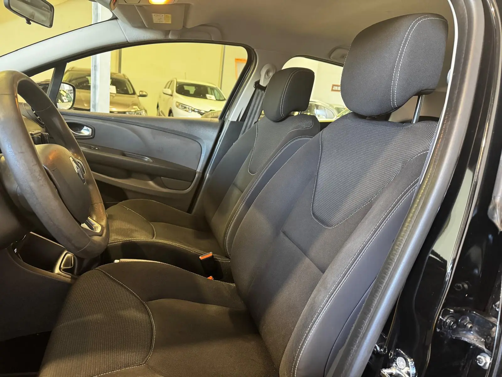 Renault Clio 1.2 Zen 25