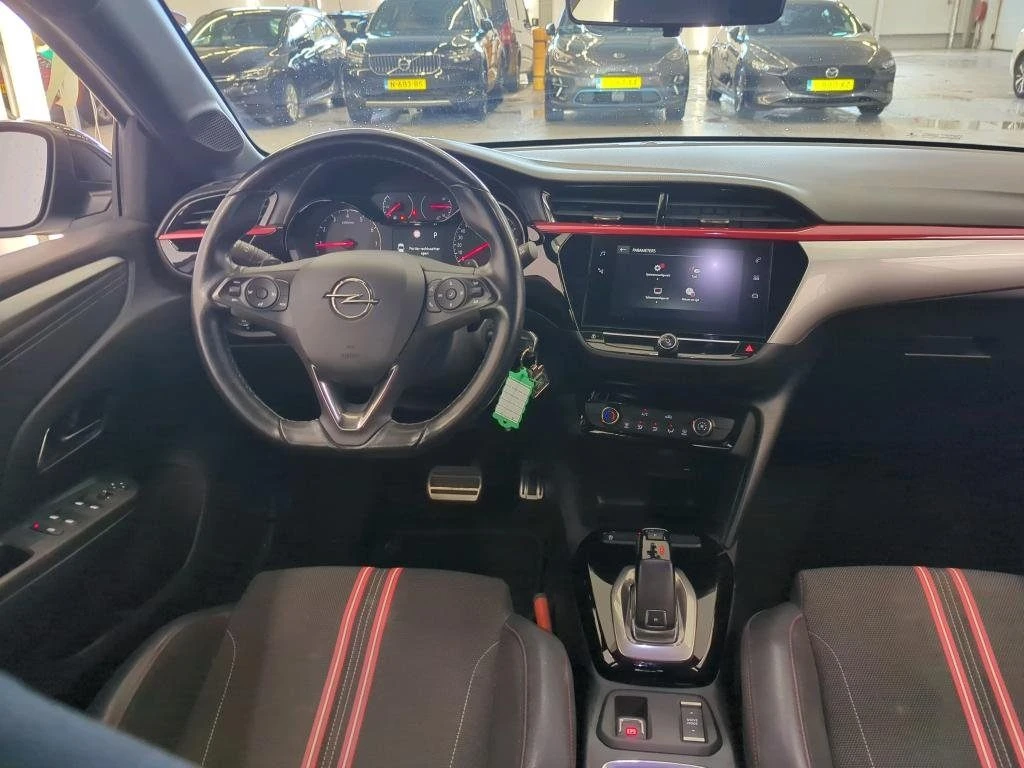 Opel Corsa 1.2 T GS 8