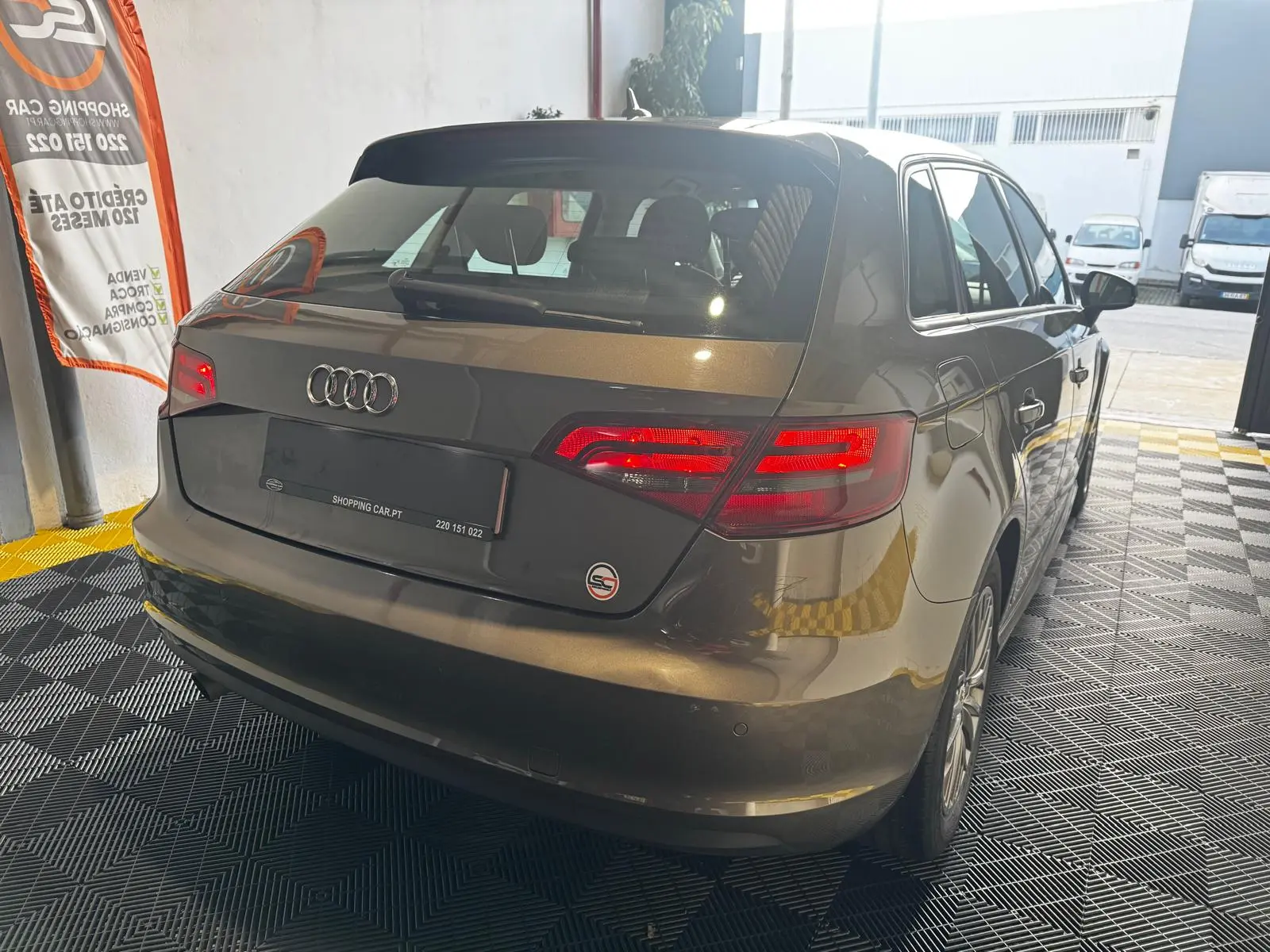 Audi A3 1.6 TDI DPF S line Sport Pack 9