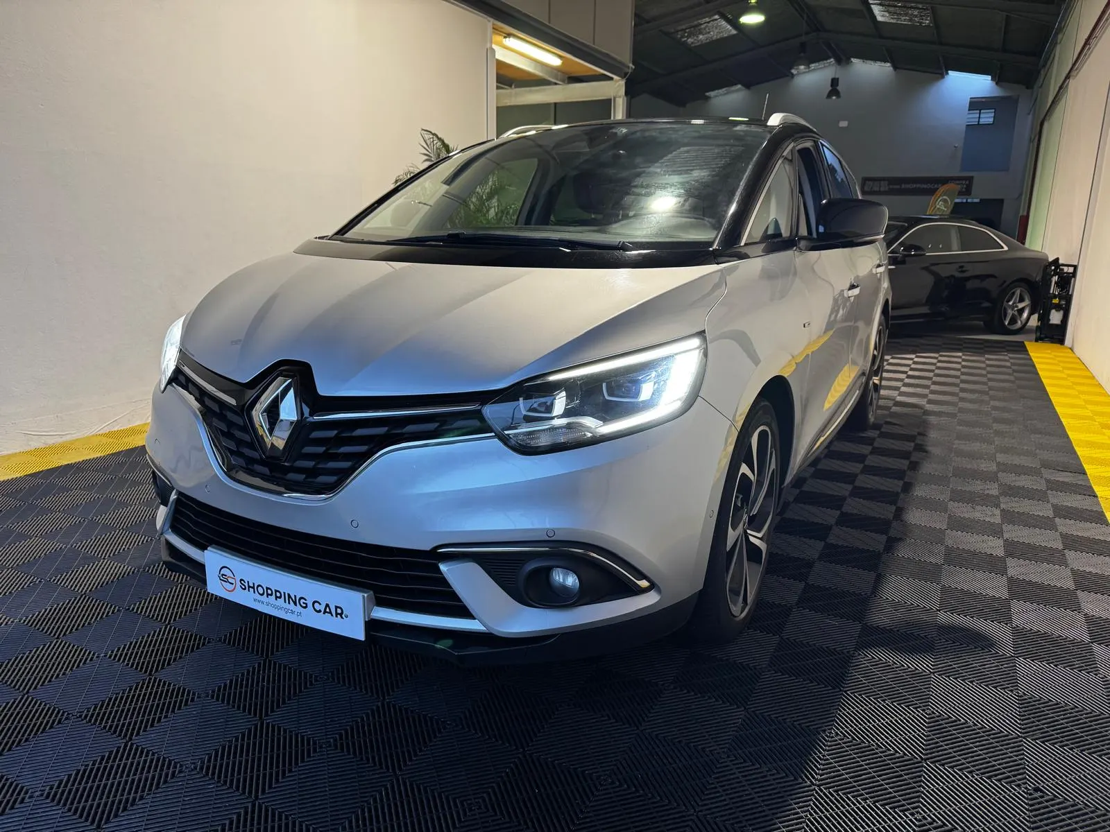 Renault Grand Scénic 1.5 dCi Intens EDC SS 11
