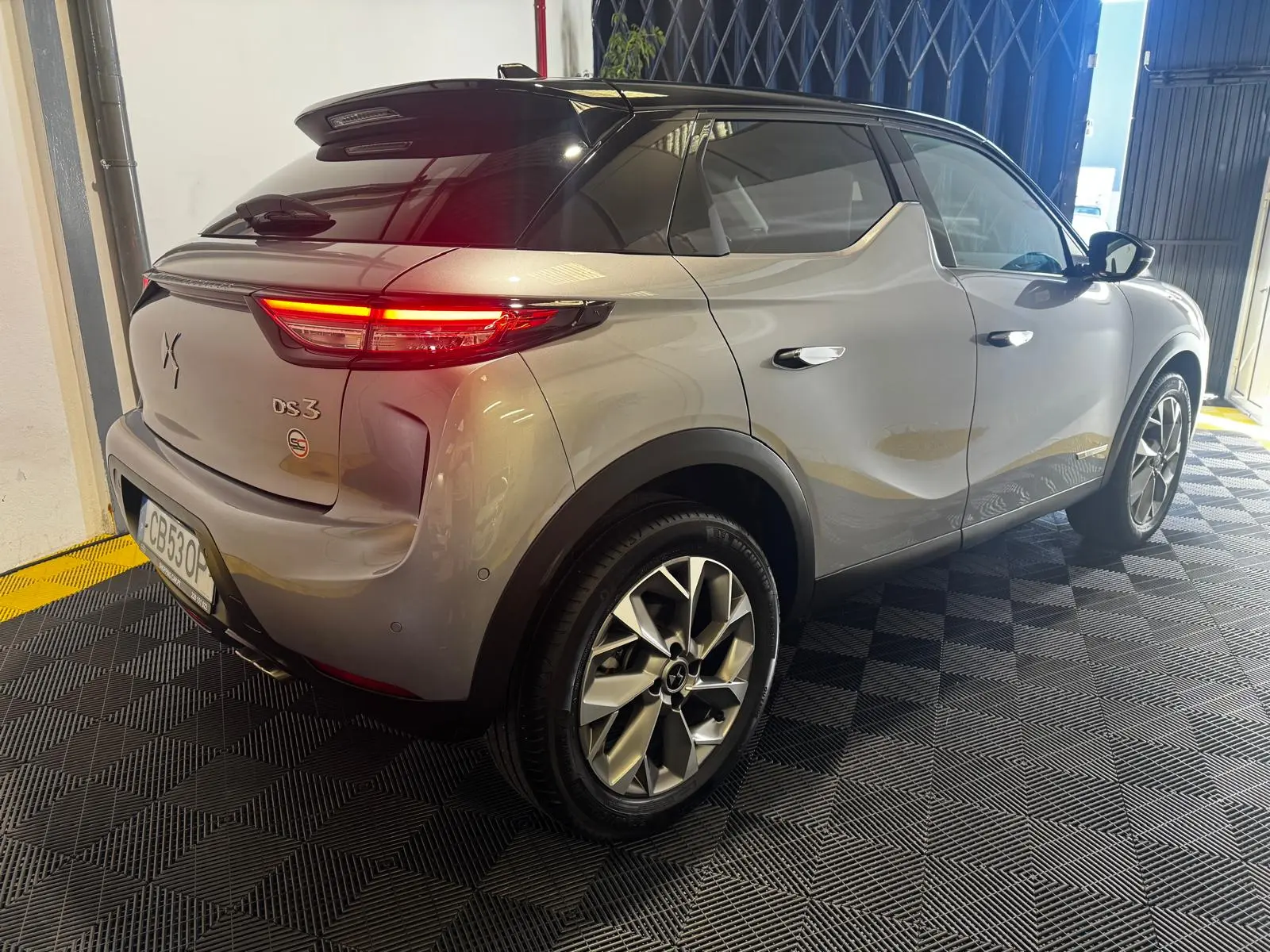 DS DS3 Crossback PureTech 100 PERFORMANCE LINE 9