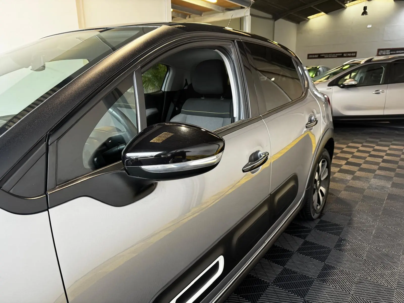 Citroën C3 1.2 PureTech Shine 16