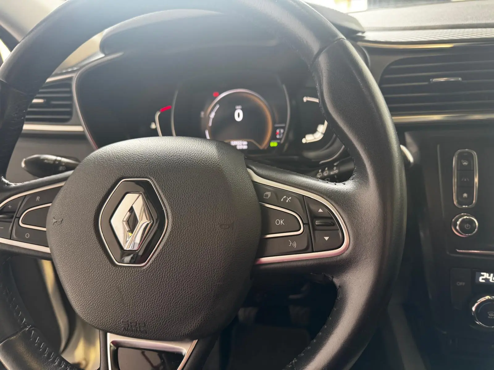 Renault Kadjar 1.5 Blue dCi Techno EDC 23