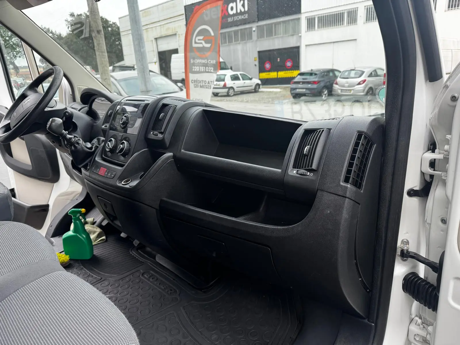 Peugeot Boxer 2.2 HDi 335 L2 CD 8