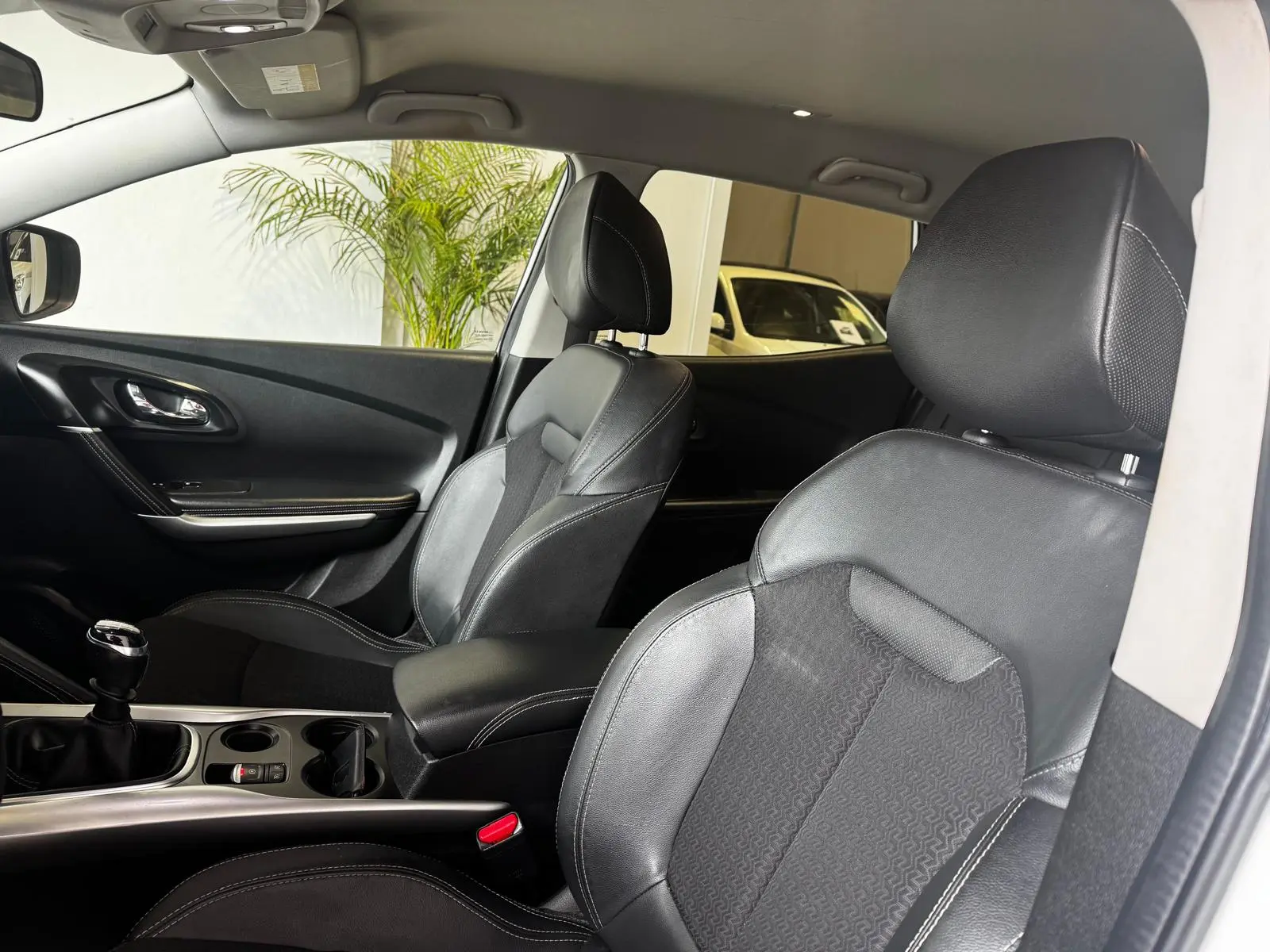 Renault Kadjar 1.5 Blue dCi Techno EDC 28