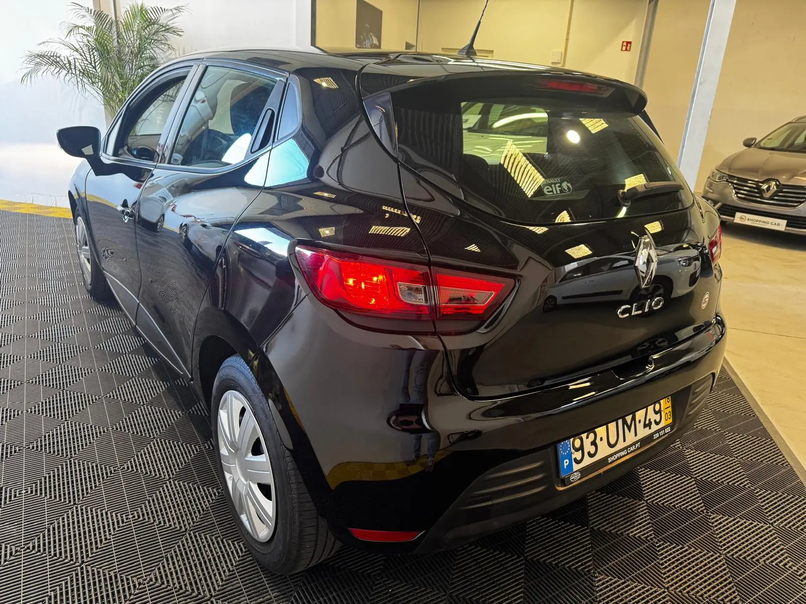 Renault Clio 1.2 Zen 11