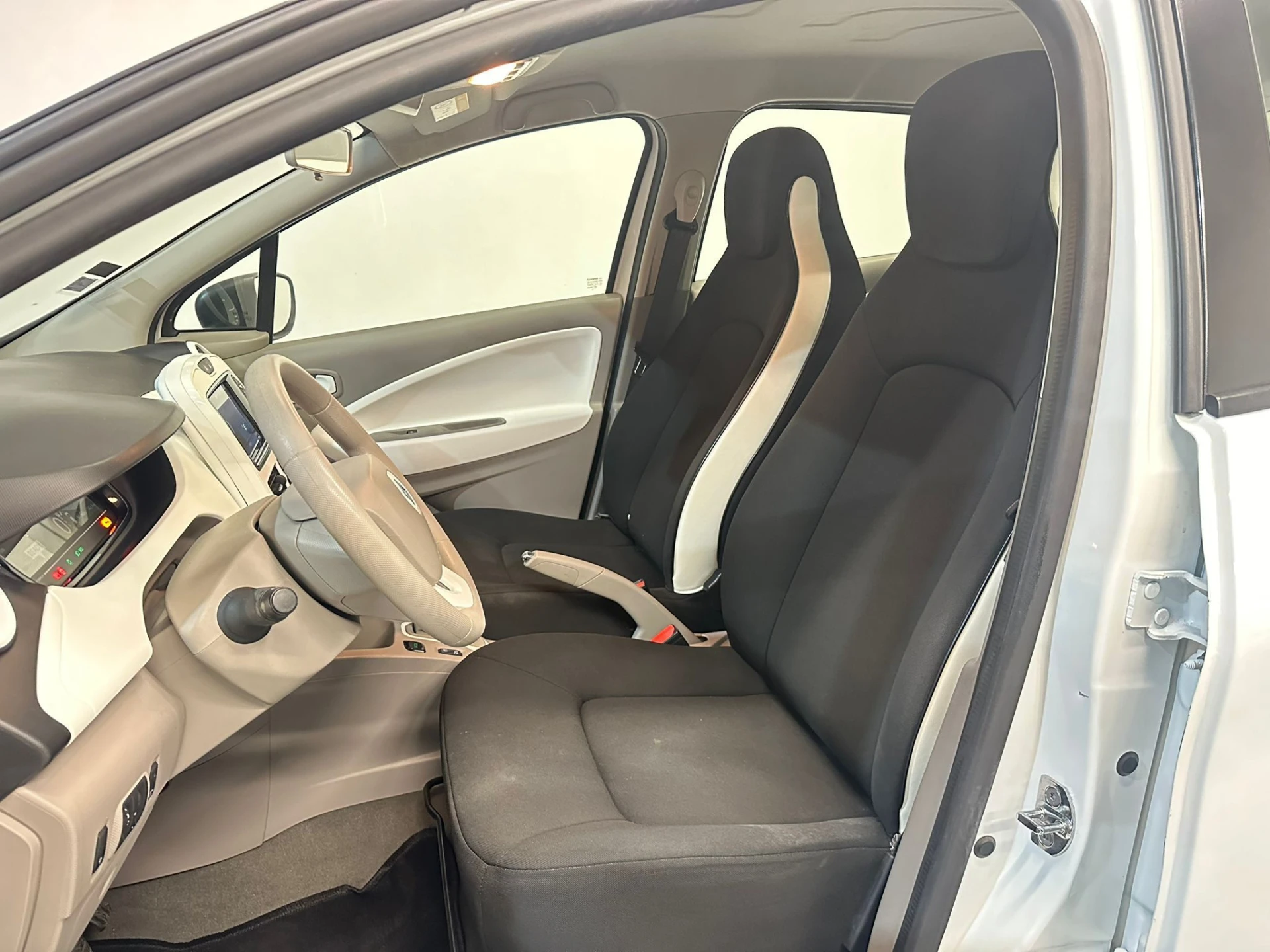 Renault Zoe 19