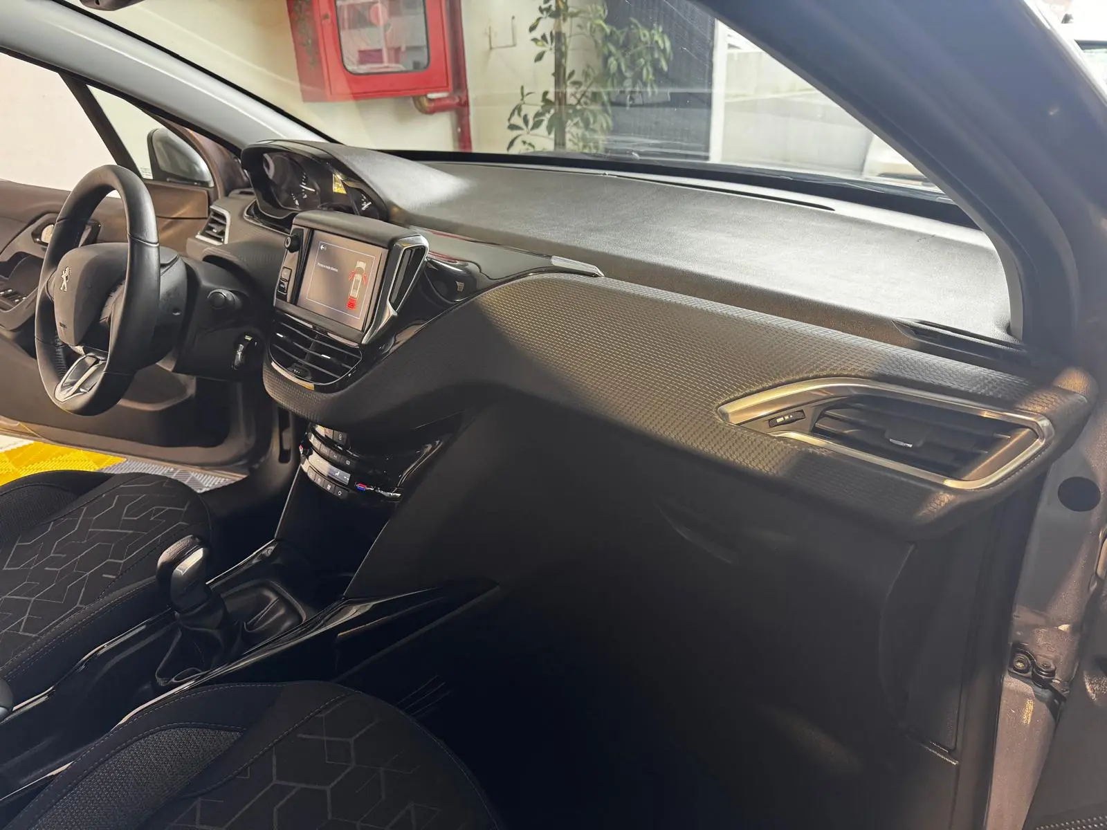 Peugeot 2008 1.2 PureTech Allure 40