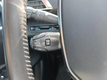 Peugeot 3008 1.2 PureTech Active 8