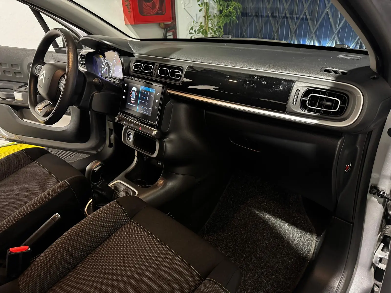 Citroën C3 1.2 PureTech Shine 22