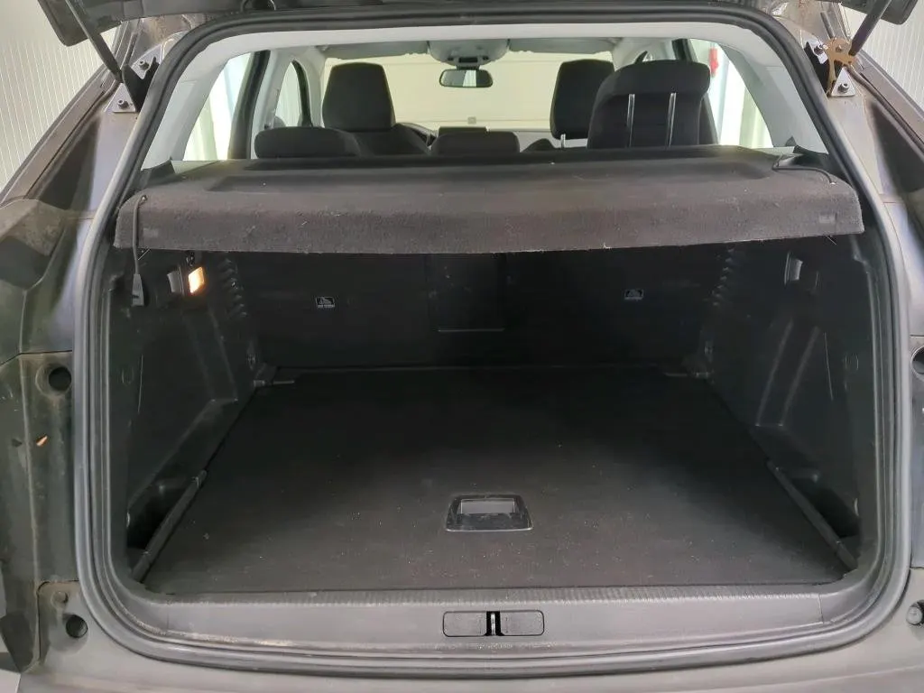 Peugeot 3008 1.2 PureTech Allure EAT8 14