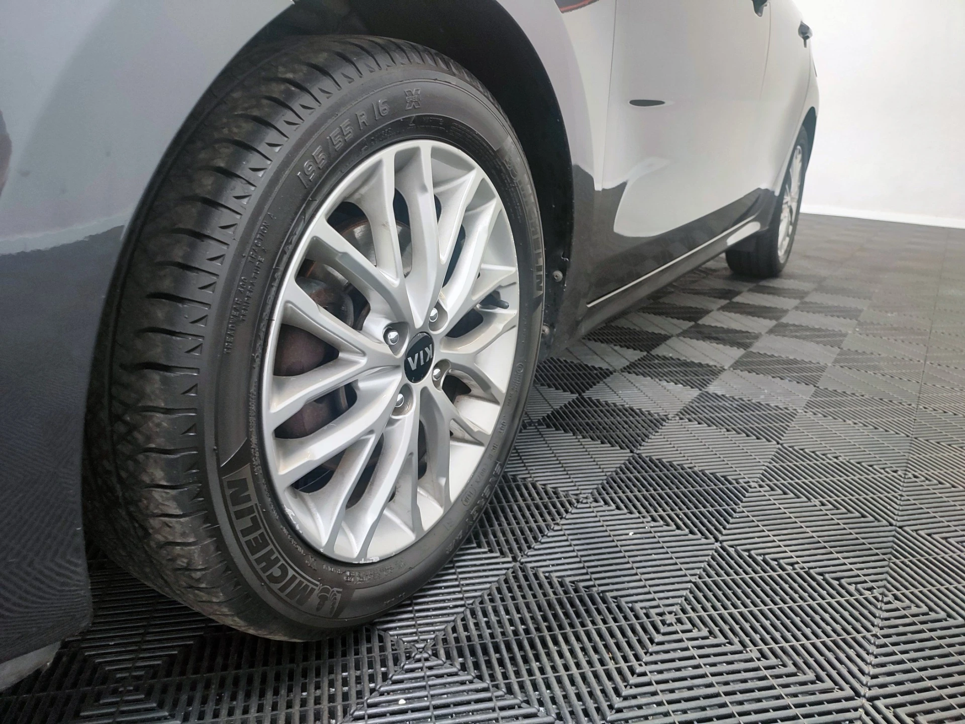 Kia Rio 19