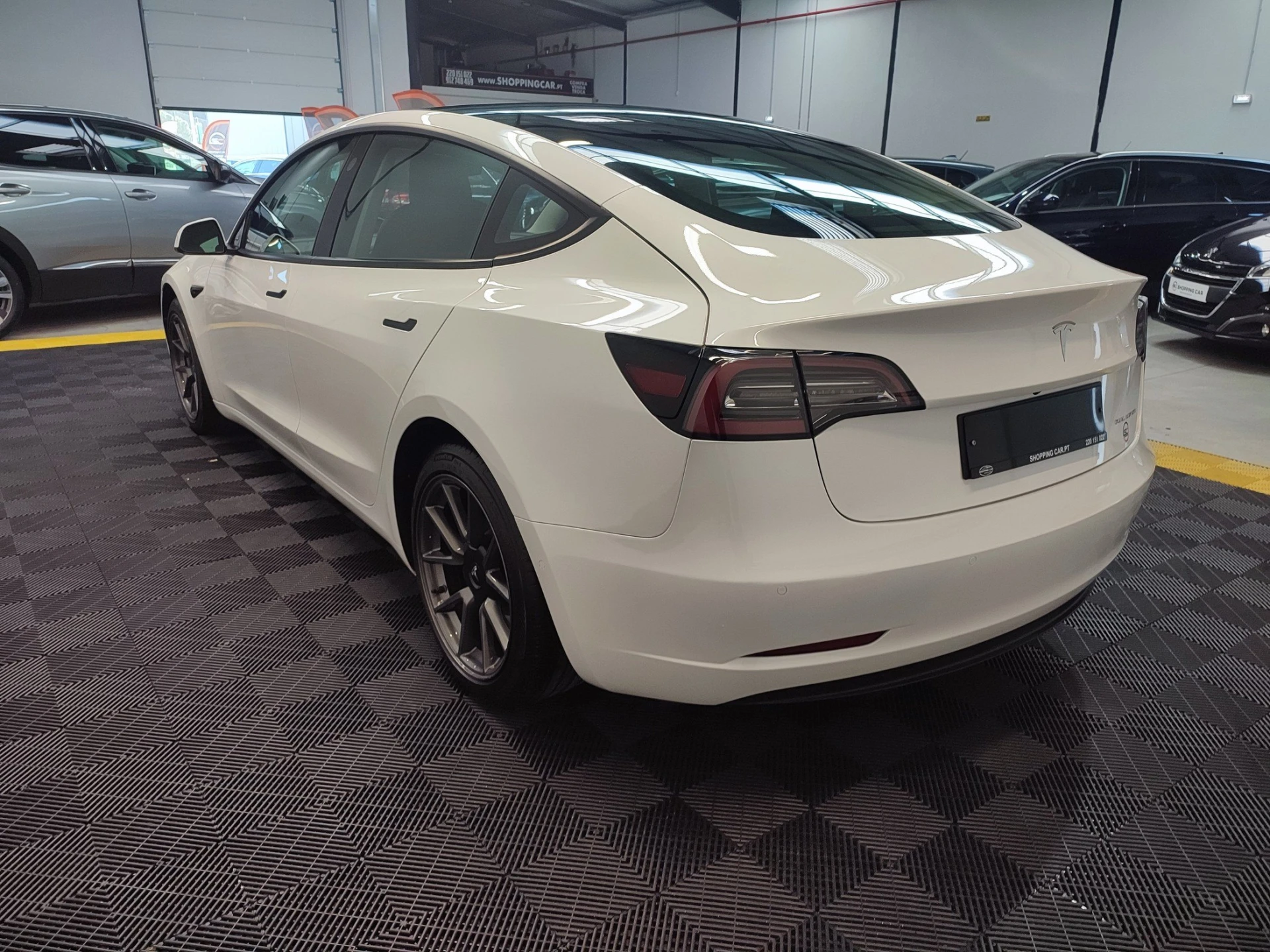 Tesla Model 3 10