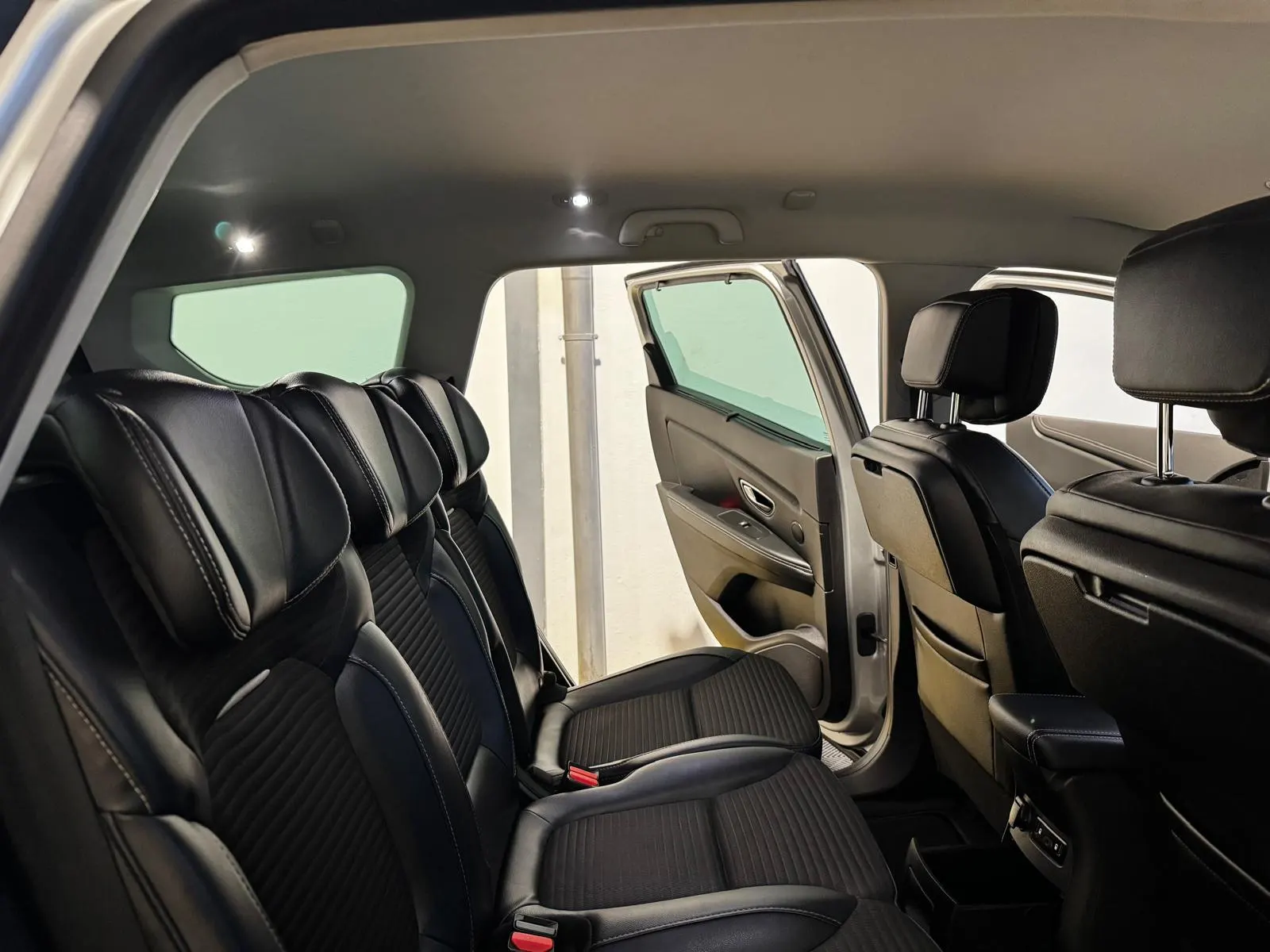 Renault Grand Scénic 1.5 dCi Intens EDC SS 36