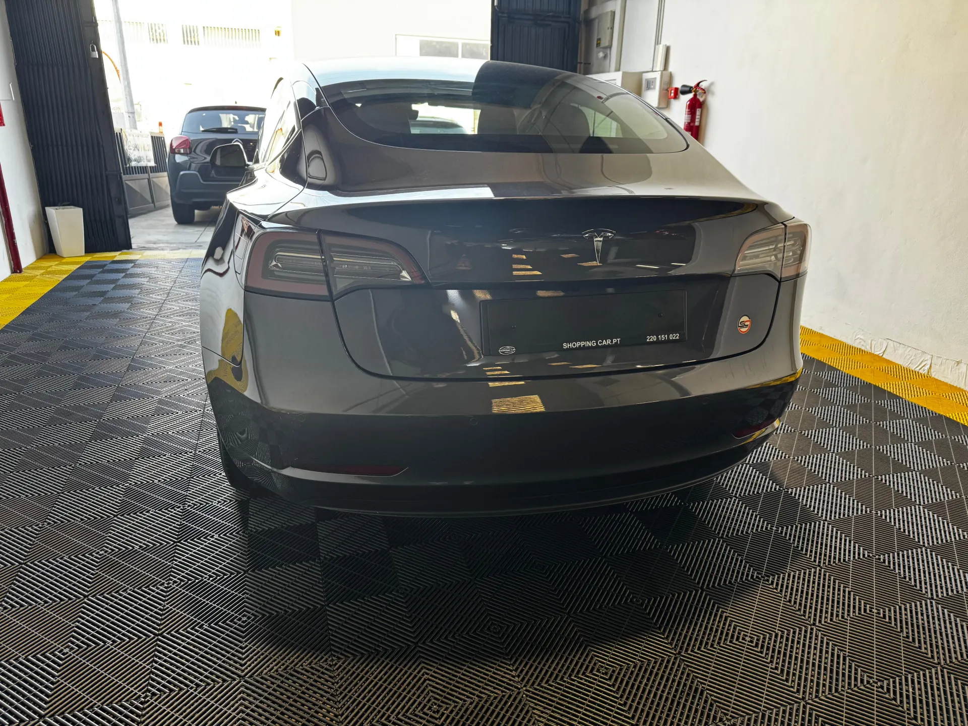 Tesla Model 3 Tração Traseira 37