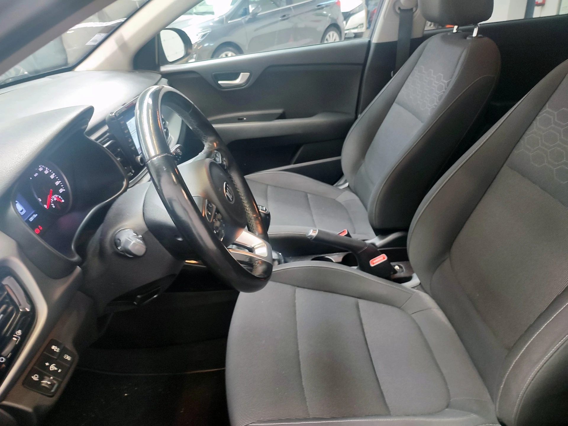 Kia Rio 23