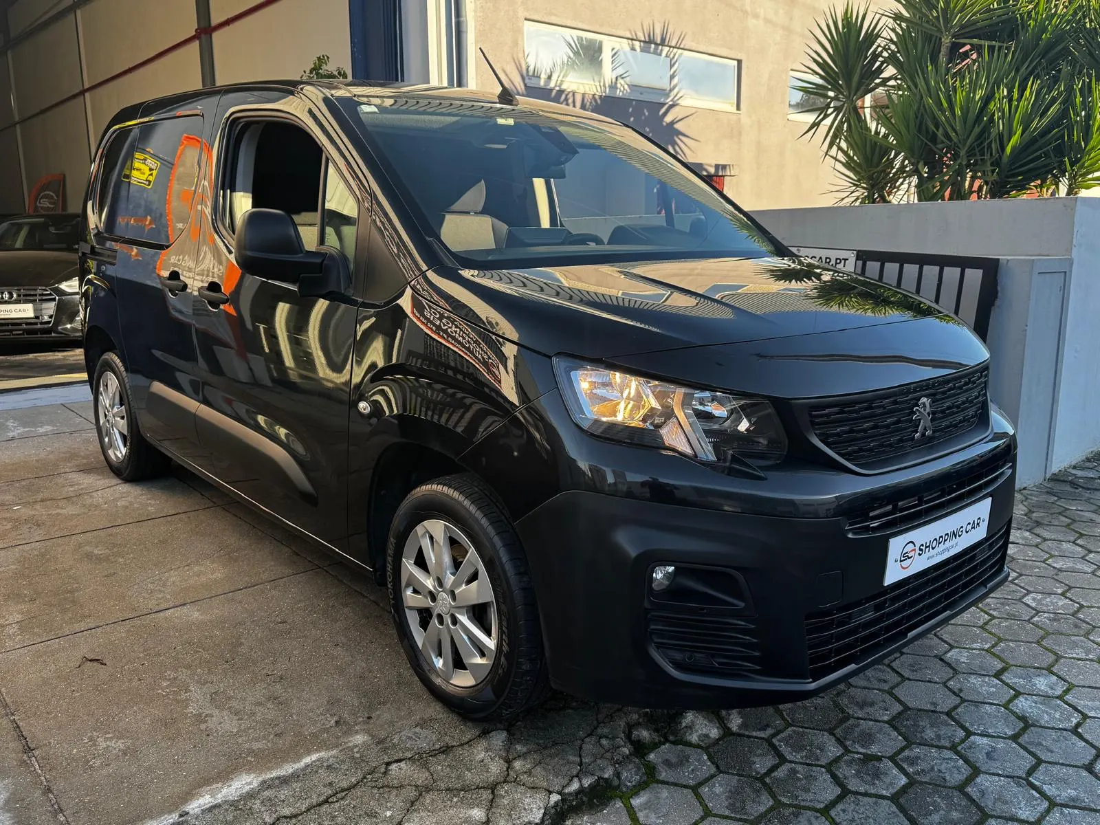 Peugeot Partner 1.6 BlueHDi Confort 12