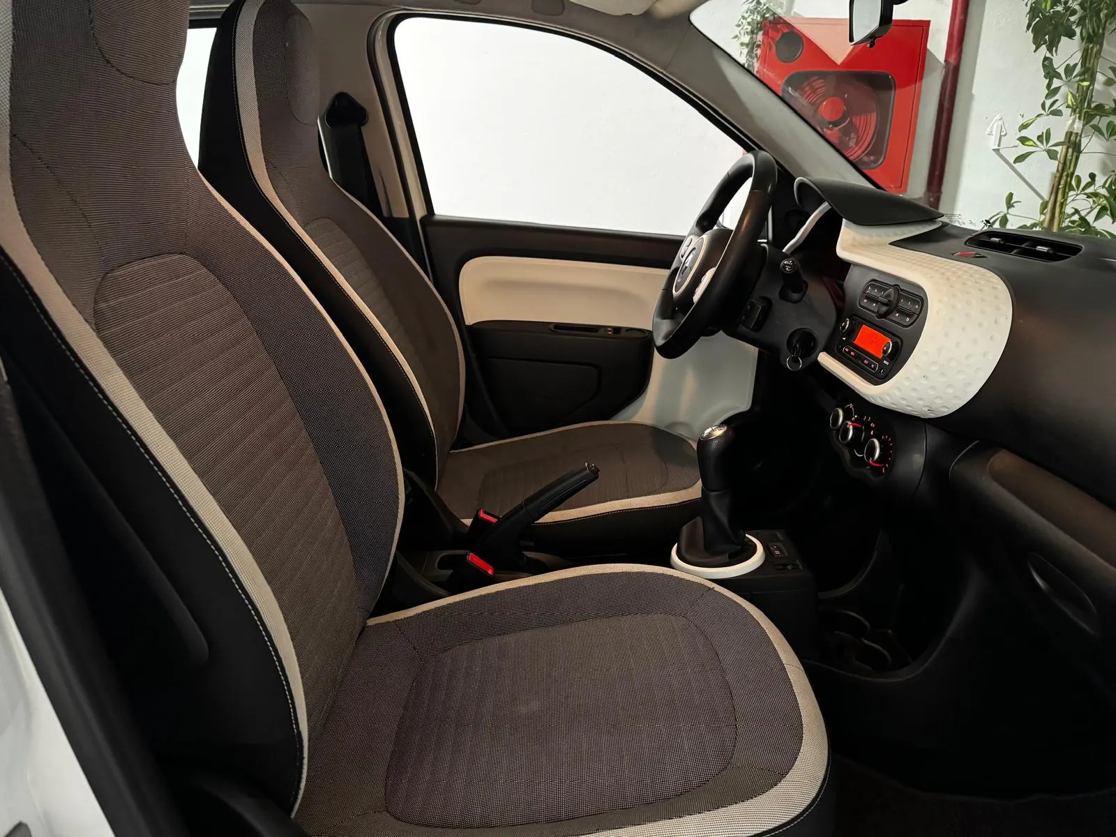 Renault Twingo 1.0 SCe Zen 19
