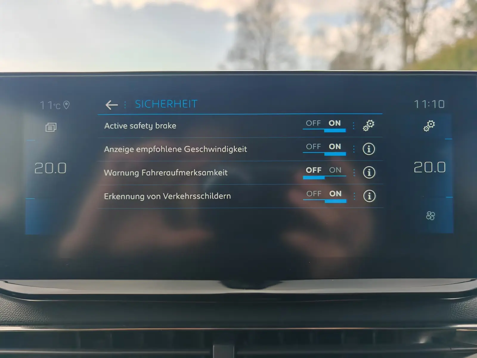 Peugeot 3008 PureTech 130 Stop & Start GPF EAT8 Allure Pack 10