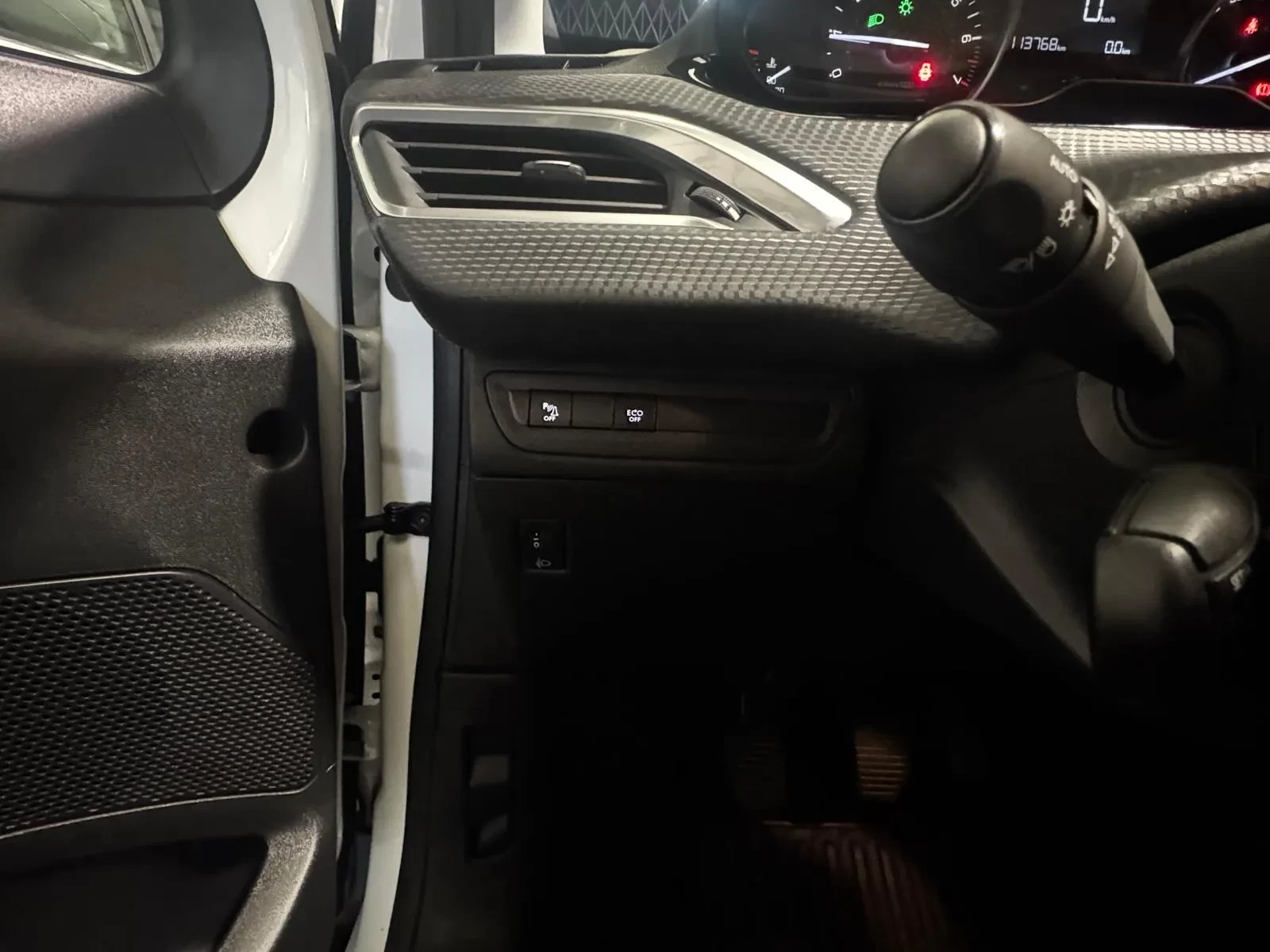 Peugeot 2008 30