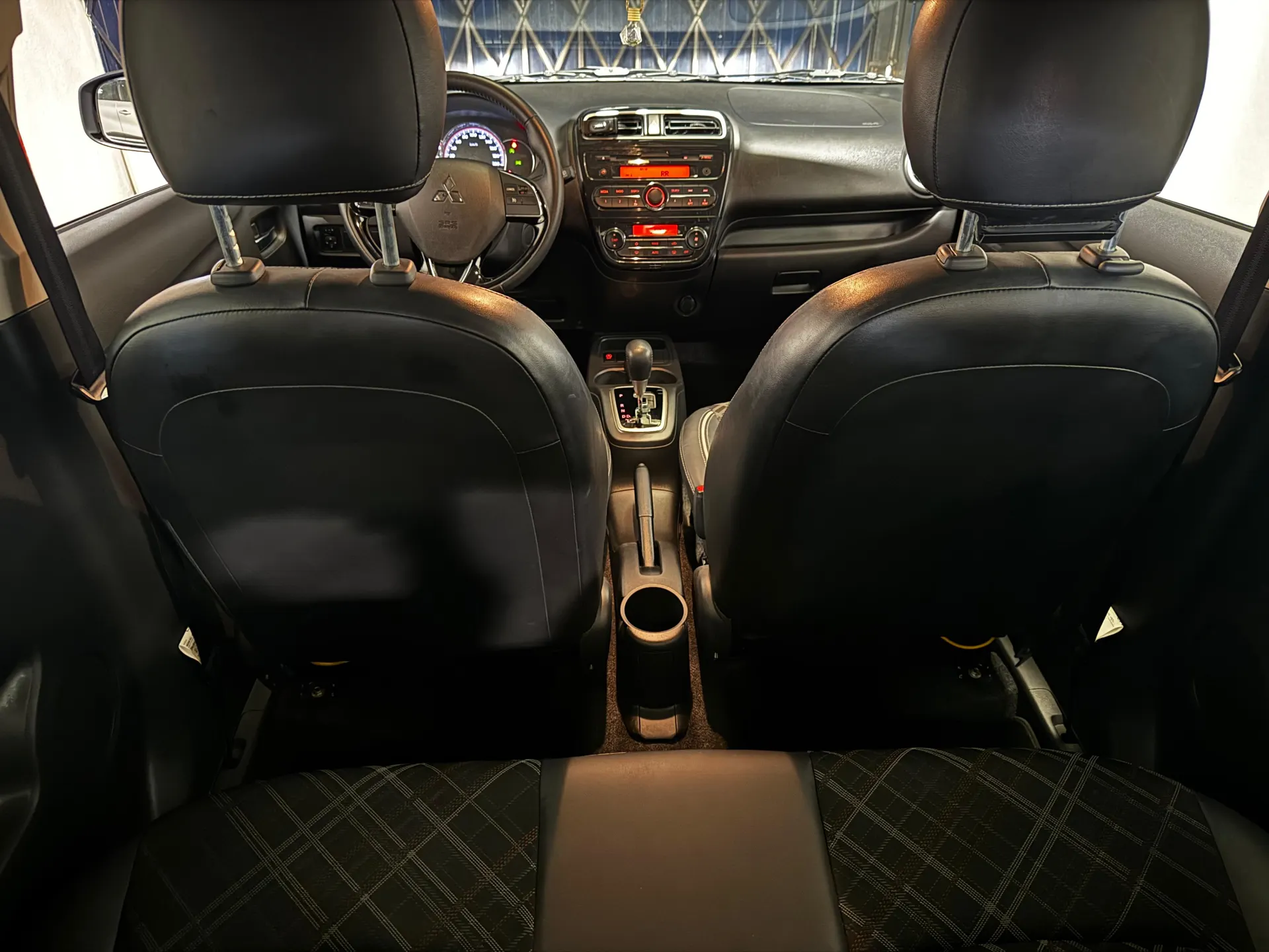 Mitsubishi Space Star 1.2 Intense CVT 44