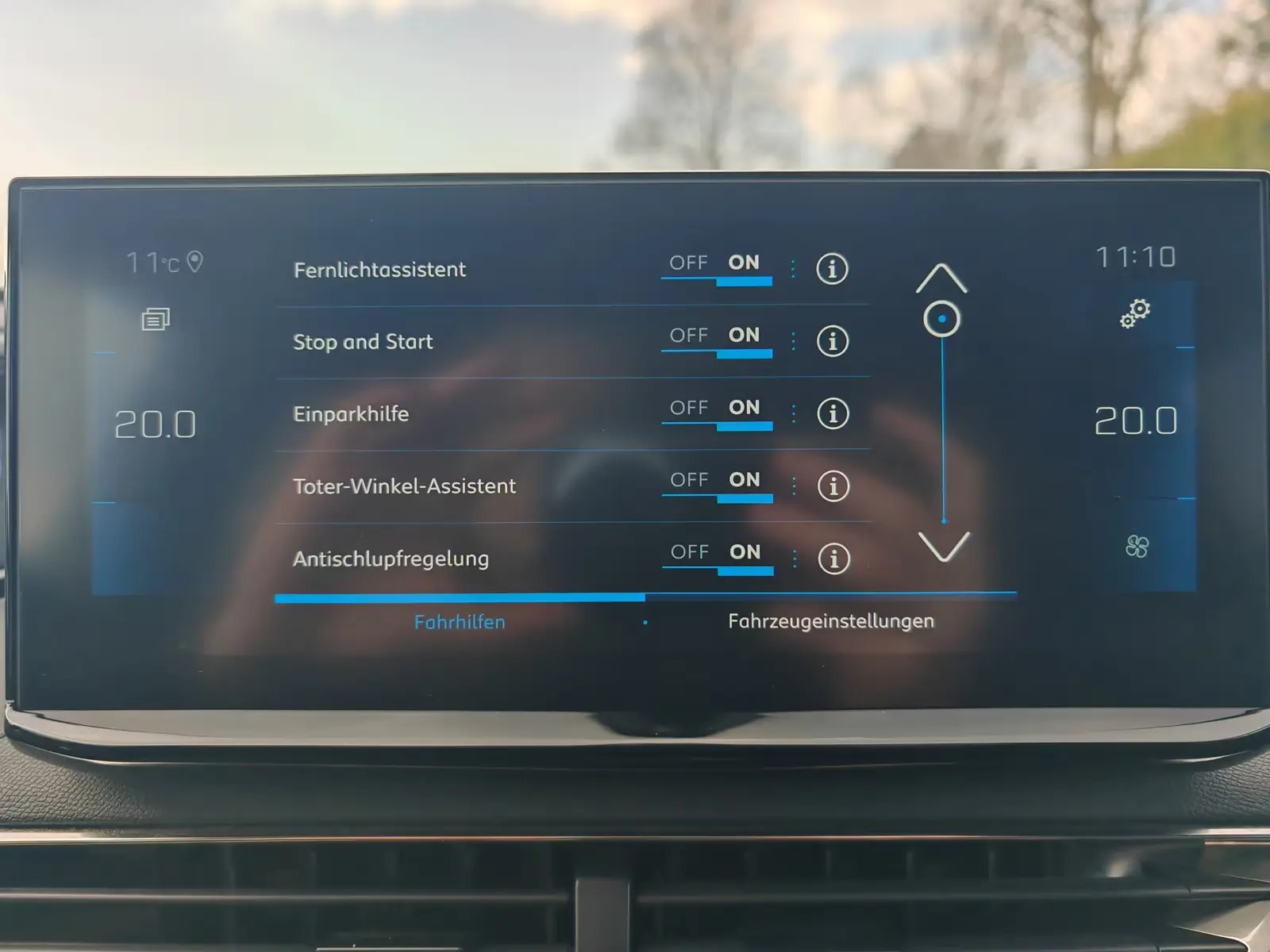 Peugeot 3008 PureTech 130 Stop & Start GPF EAT8 Allure Pack 9