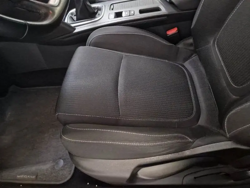 Renault Mégane BLUE dCi 115 BUSINESS EDITION 12