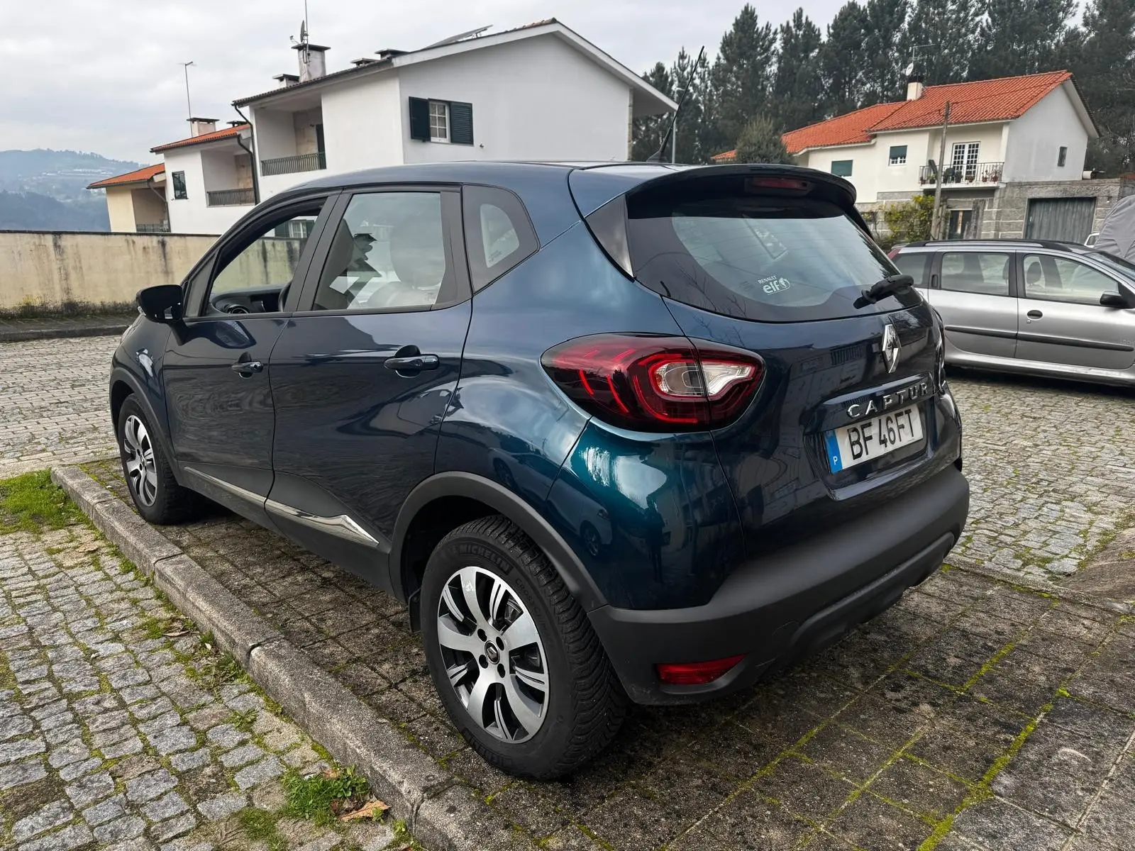 Renault Captur 1.5 dCi Initiale Paris EDC 11