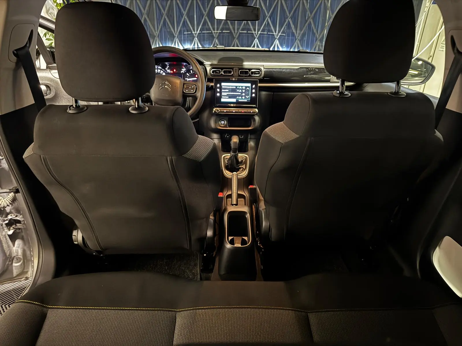 Citroën C3 1.2 PureTech Shine 33