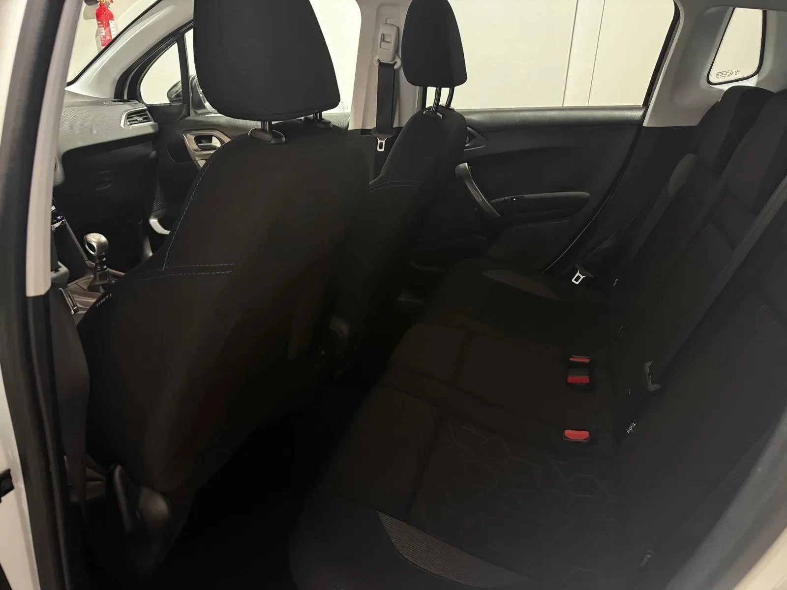 Peugeot 2008 37