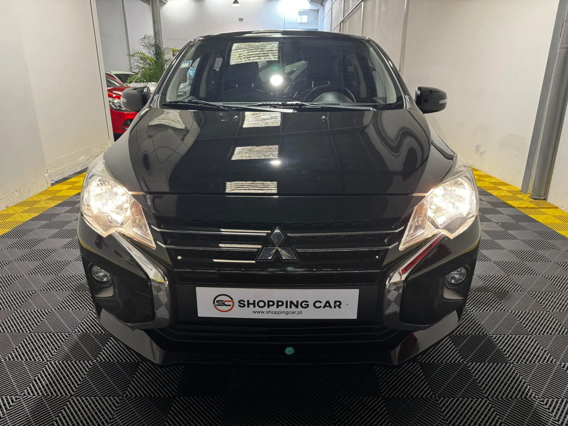 Mitsubishi Space Star 1.2 Intense CVT 2