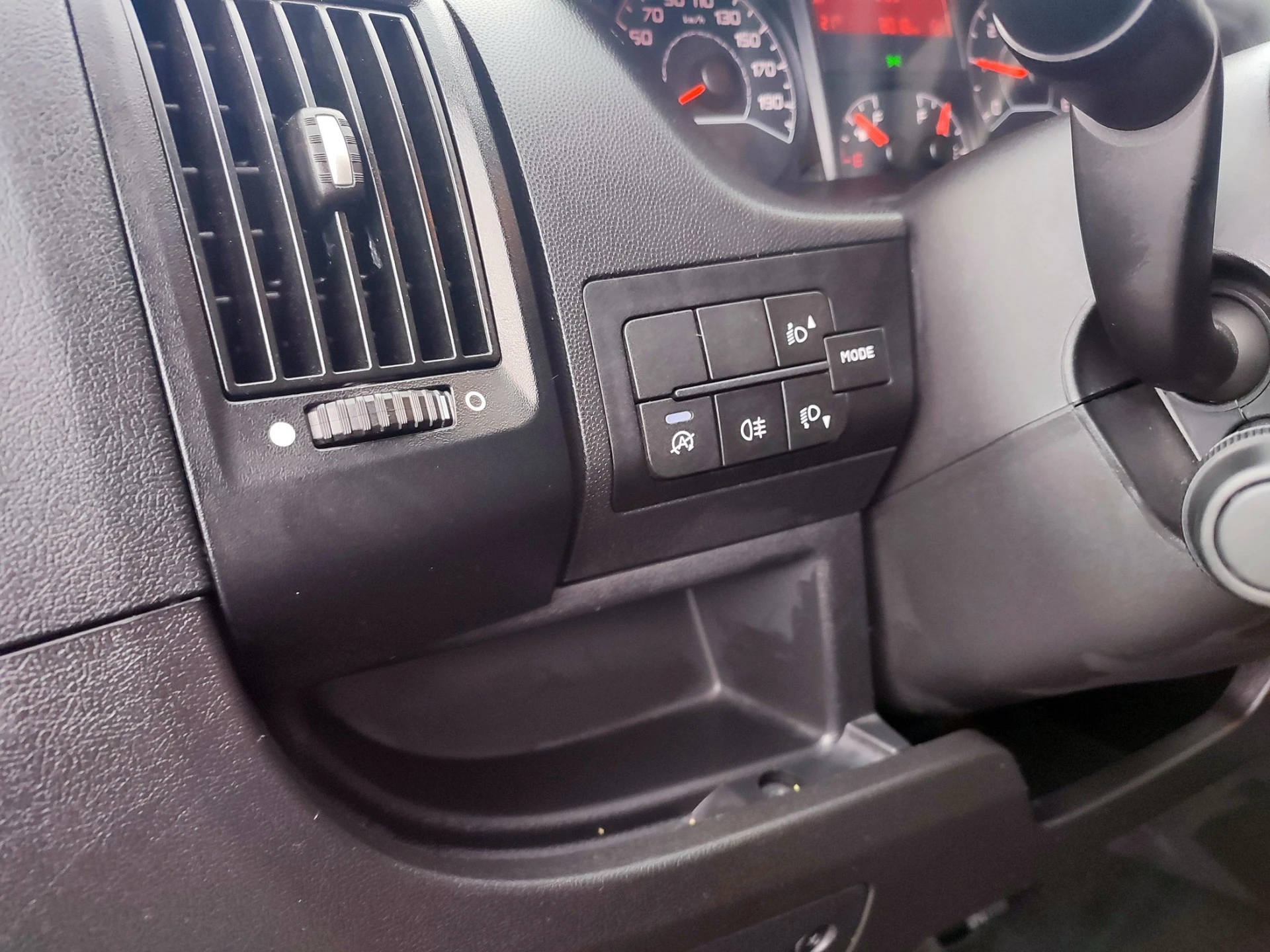 Peugeot Boxer 2.2 BlueHDi 435 L4 CD 28