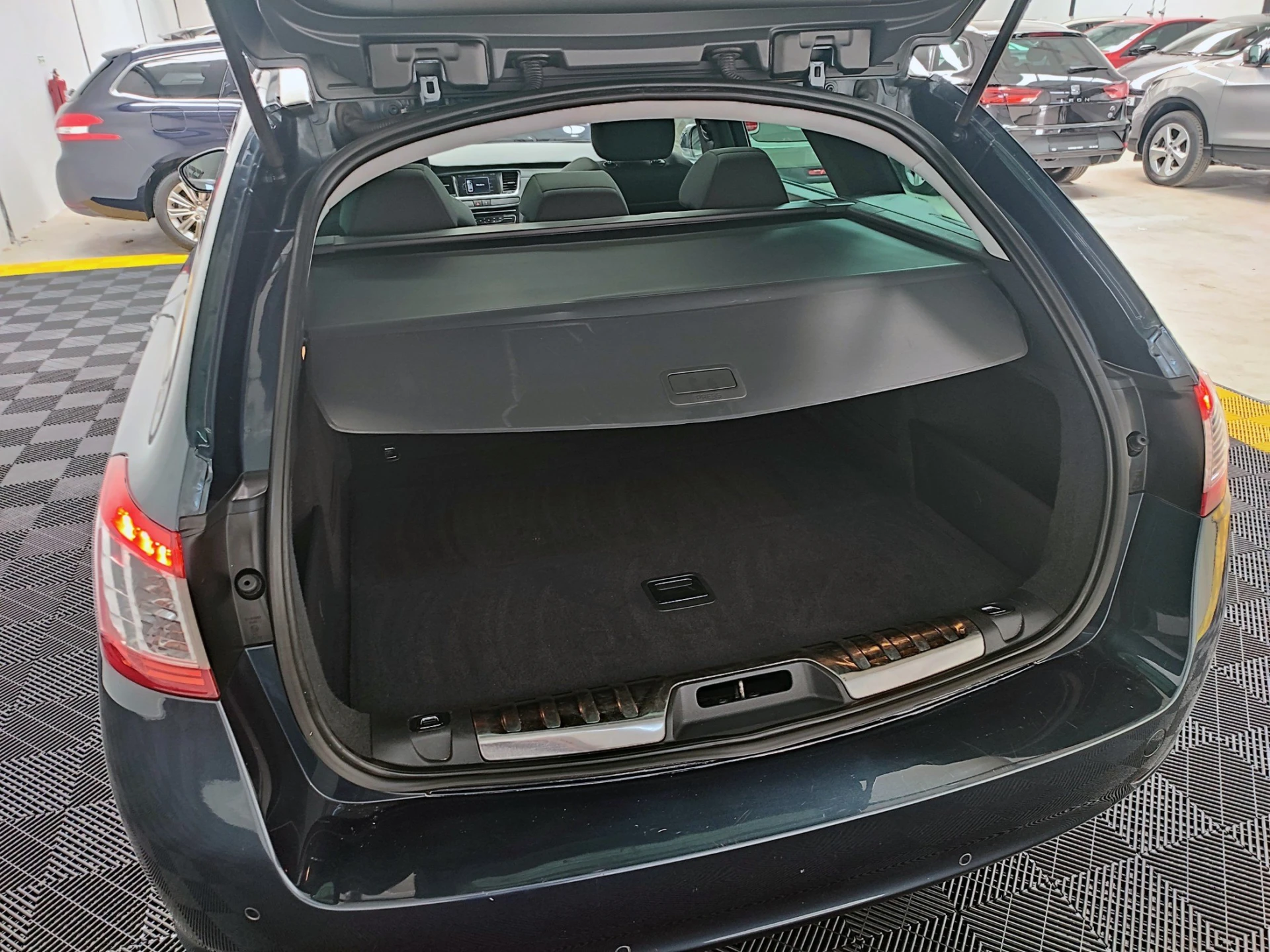 Peugeot 508 SW 64