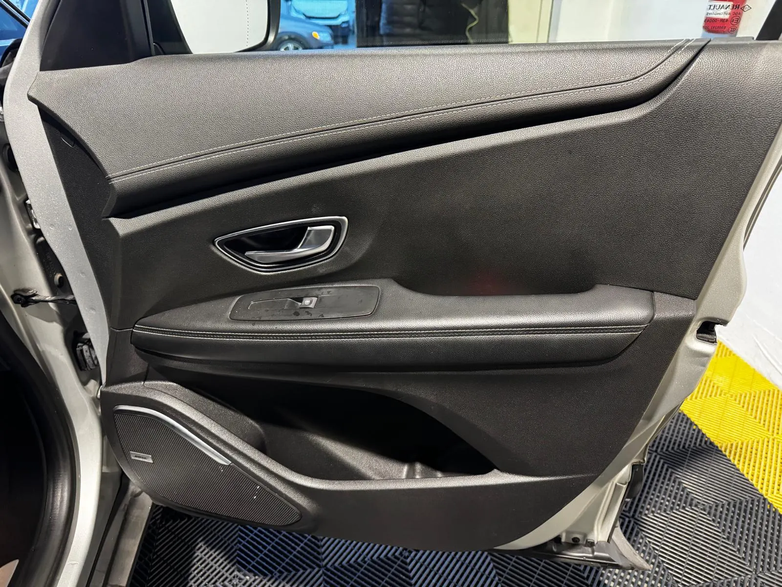 Renault Grand Scénic 1.5 dCi Intens EDC SS 39