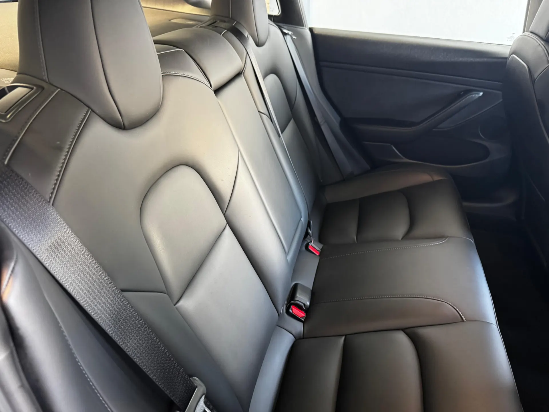 Tesla Model 3 Tração Traseira 27