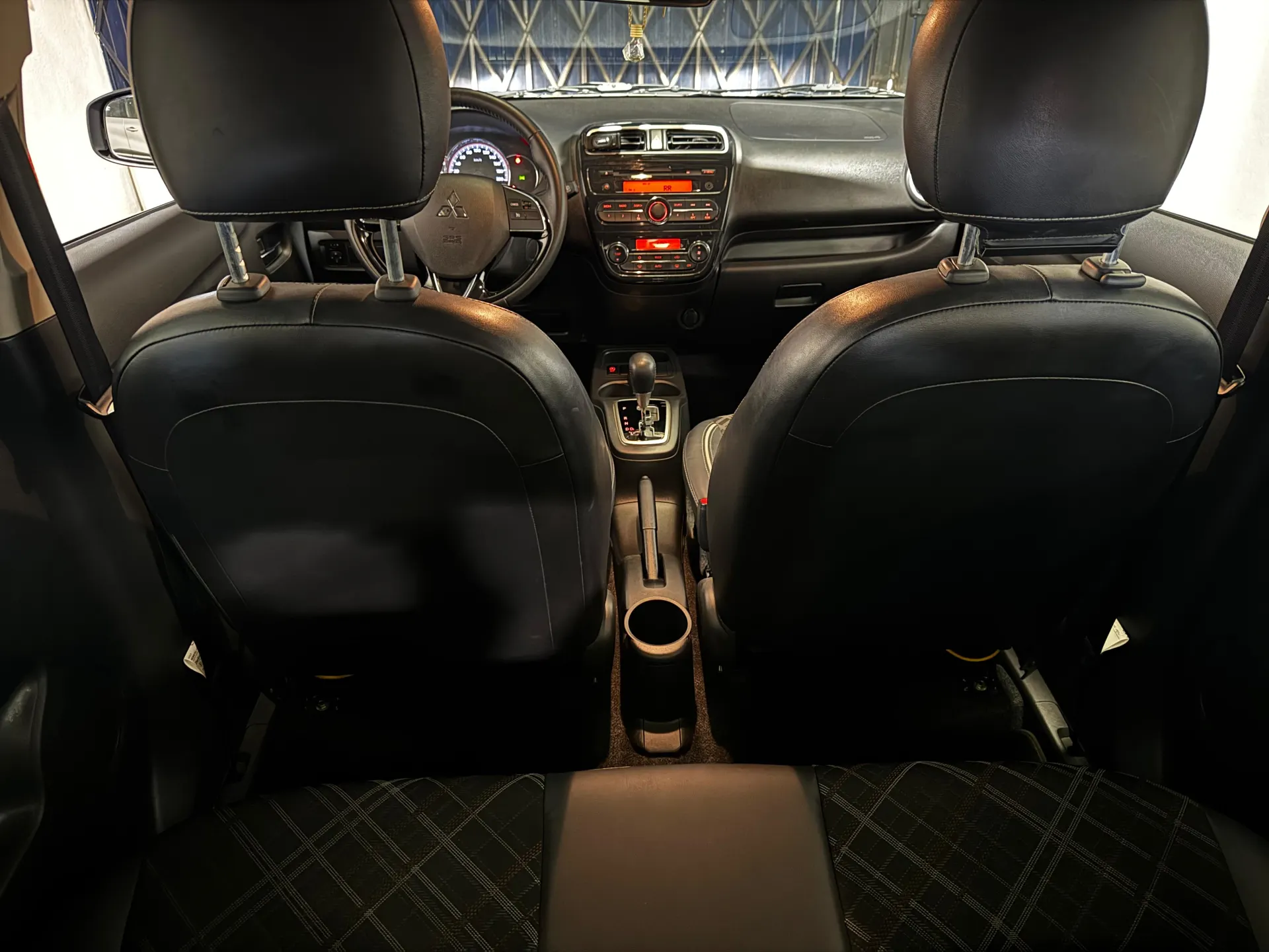 Mitsubishi Space Star 1.2 Intense CVT 54