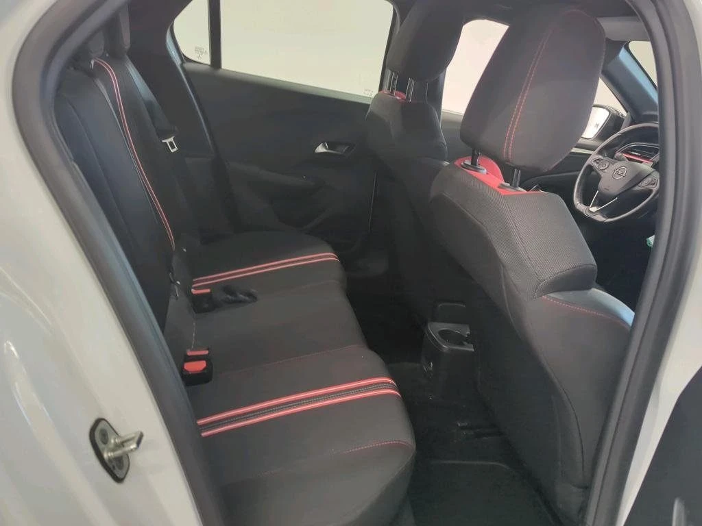 Opel Corsa 1.2 T GS 11