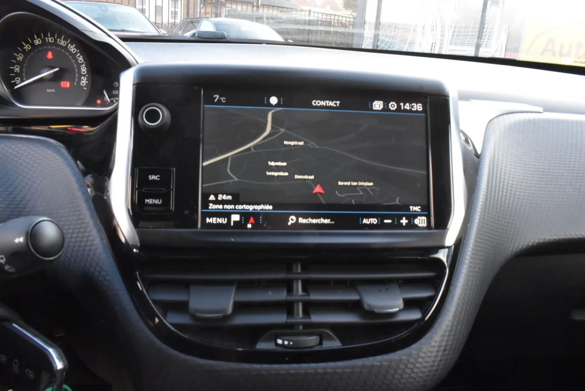 Peugeot 2008 1.2 PureTech Allure 13