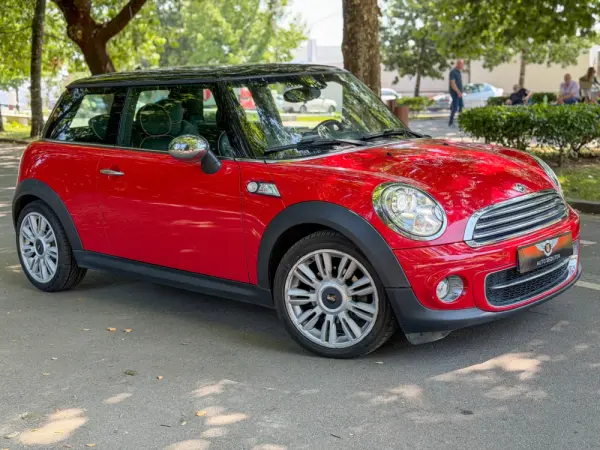 MINI 3 Portas Cooper D 3