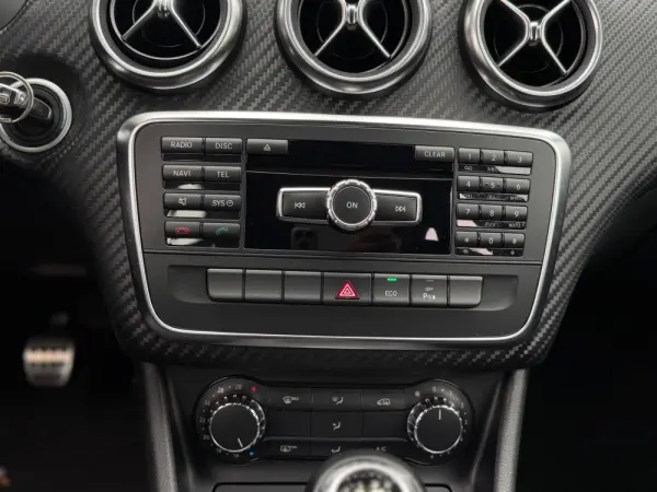 Mercedes-Benz A 180 CDI AMG Line 16