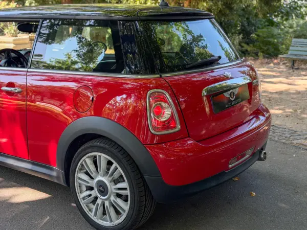 MINI 3 Portas Cooper D 6