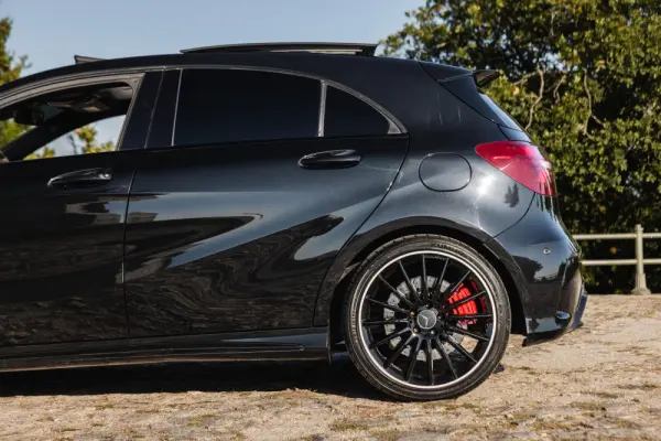 Mercedes-Benz A 45 AMG 4Matic Speedshift 7G-DCT 9