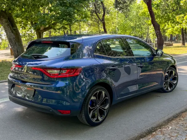 Renault Mégane 1.5 Blue dCi Intens EDC 7