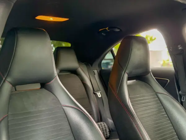 Mercedes-Benz CLA 200 d  7G-DCT AMG Line 17