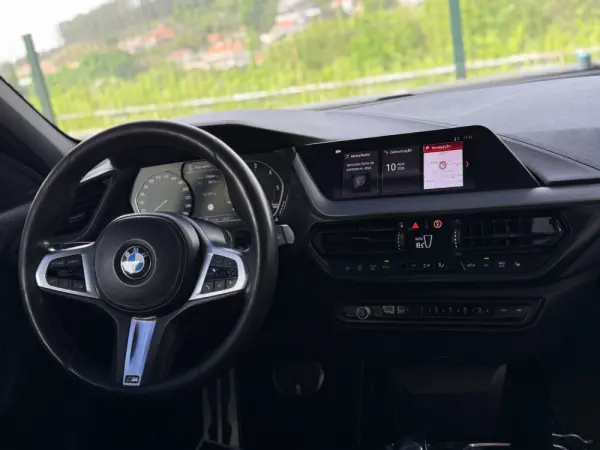 BMW 116 d Pack M Shadow Auto 13