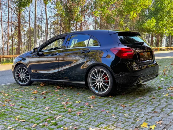 Mercedes-Benz A 180 d Aut. 8