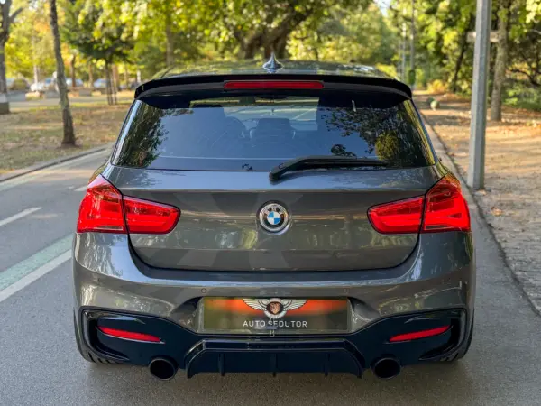 BMW 118 d Pack M 7