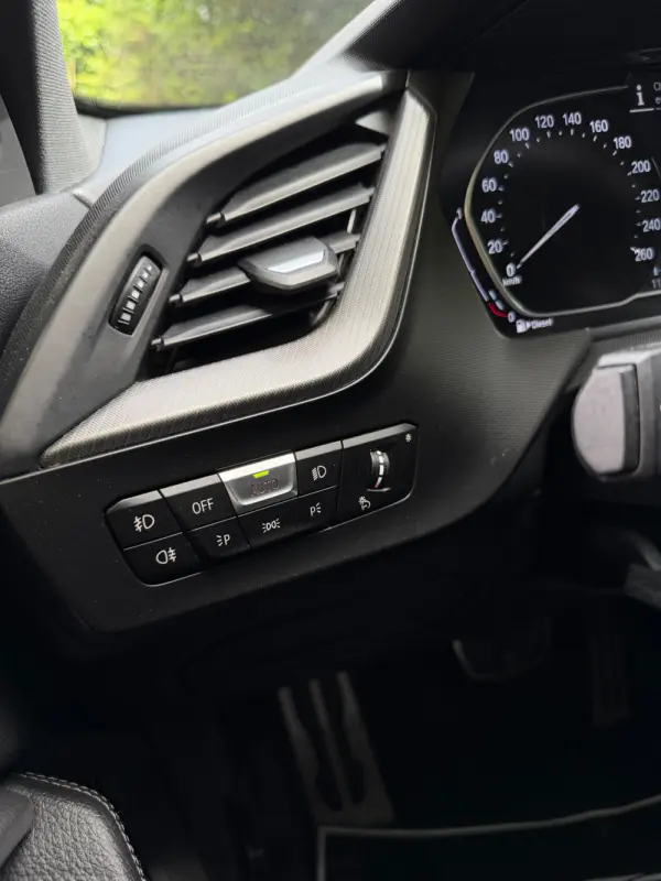 BMW 116 d Pack M Shadow Auto 8