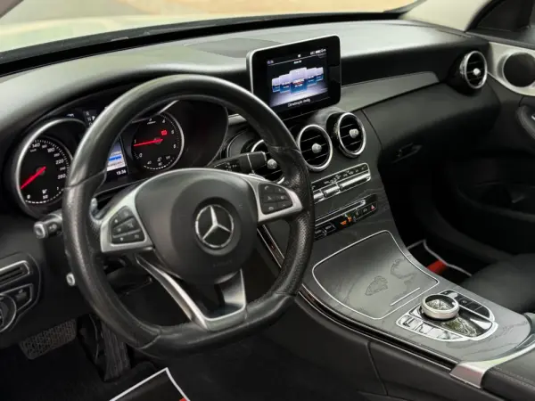 Mercedes-Benz C 200 d Station 9G-TRONIC AMG Line 12